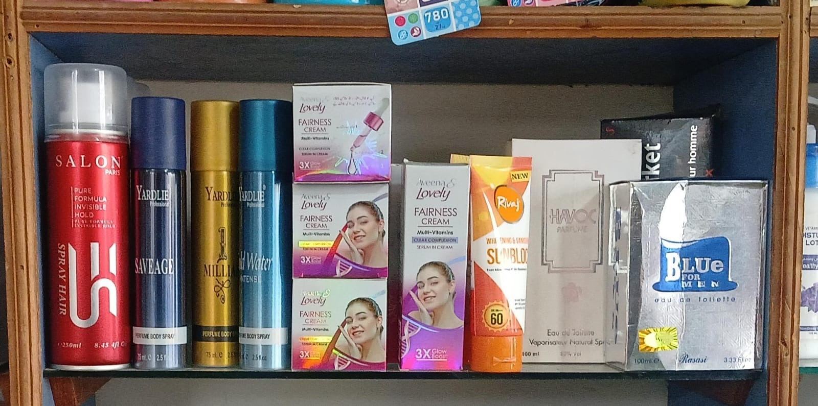 Personal care and cosmetics shelf